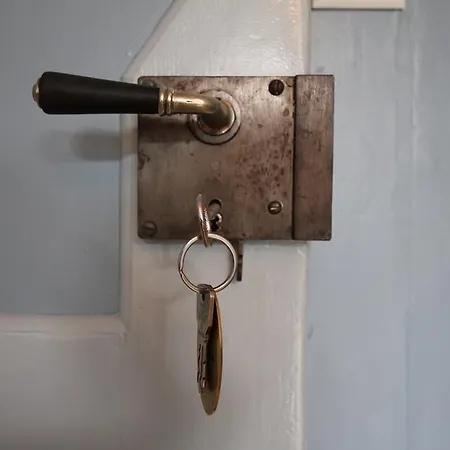 Restaurant Schwert ثون