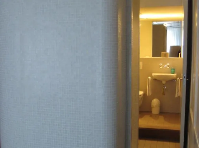 图恩斯威特餐厅酒店 酒店 *